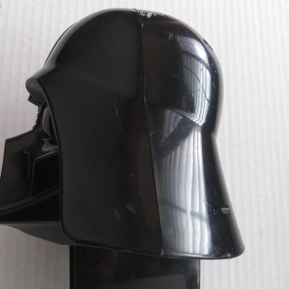 Star Wars Large Darth Vader PEZ Dispenser - Picture 13 of 15